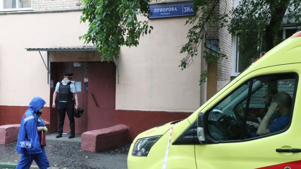 При стрельбе в квартире в Москве погибли четыре человека