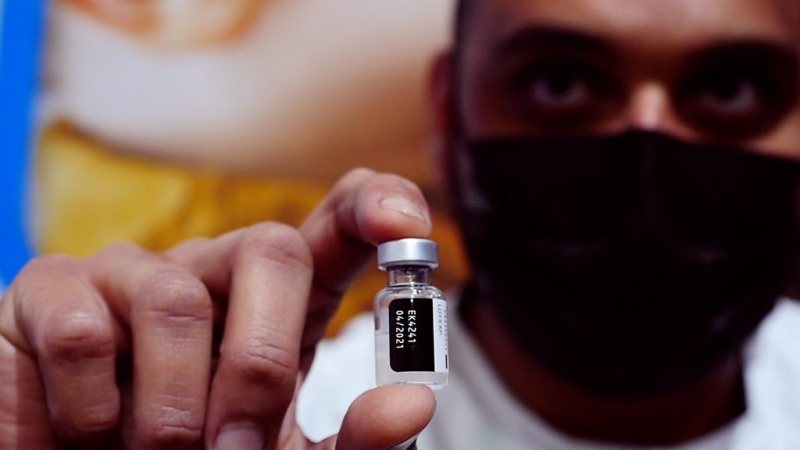 ВОЗ: Нет причин отказываться от вакцины AstraZeneca