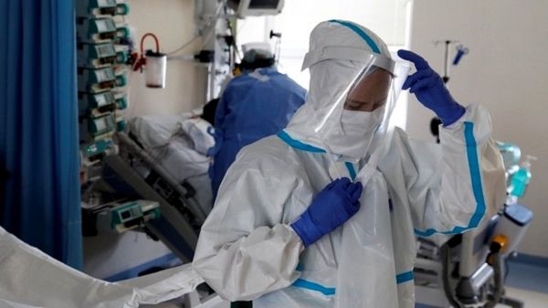 Дайджест: Роскомнадзор замедляет "Твиттер", ЕС ускоряет внедрение российской вакцины. Главное 11 марта