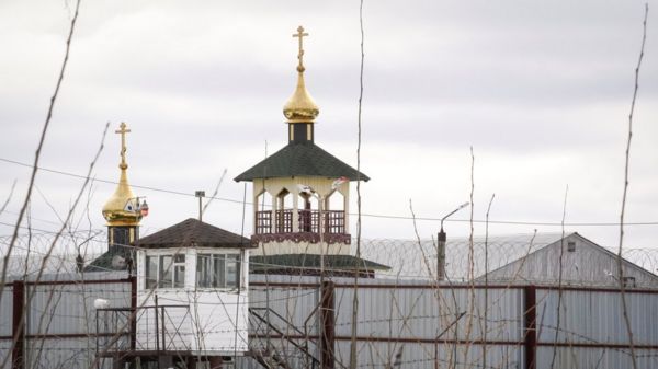 Дайджест: санкции США, строгий режим ИК-2 и как извинения за расизм сделали бы Навального сильнее