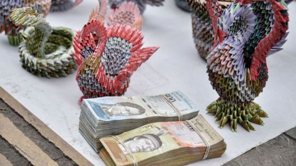 Миллионеры поневоле: есть ли будущее у венесуэльского боливара?