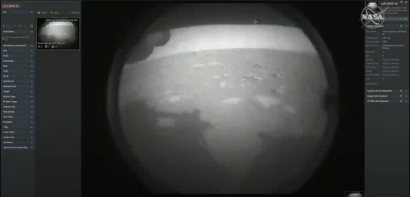 Марсоход Perseverance удачно приземлился и прислал первые фото