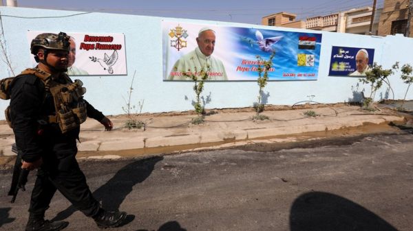 Ракетный обстрел авиабазы США в Ираке: вызов Байдену и угроза для папы римского?