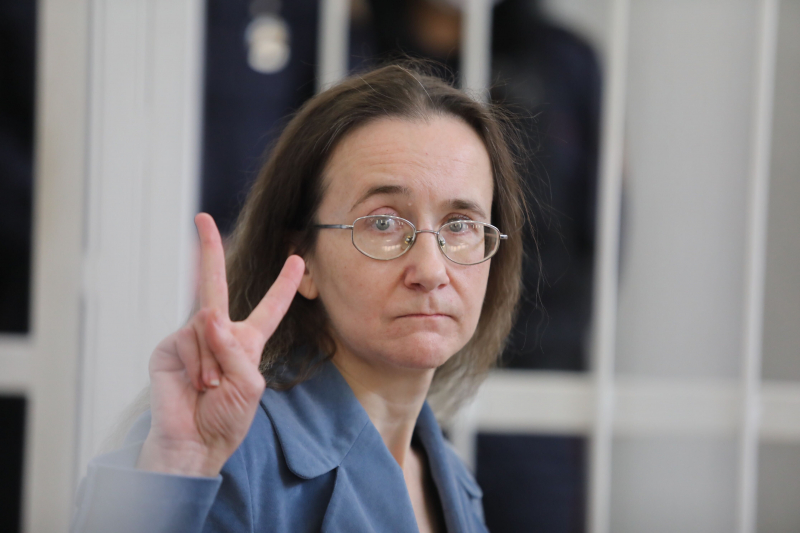 Белорусская переводчица Ольга Калацкая получила два года ограничения свободы за пощечину провластному журналисту