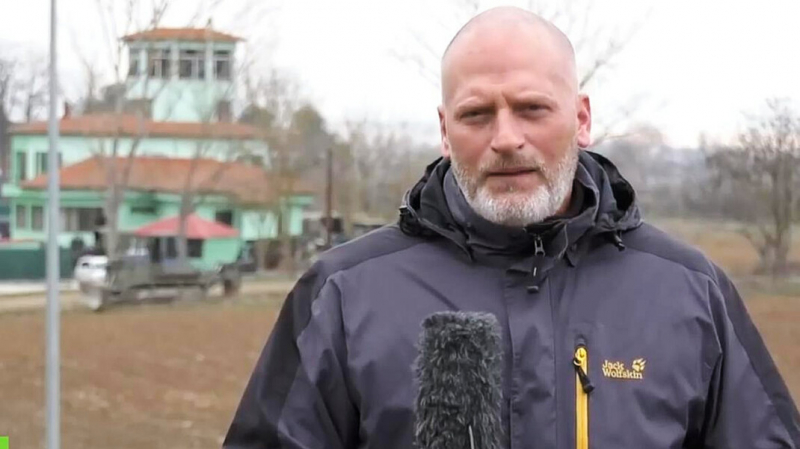 Бывший сотрудник RT рассказал, что телеканал хочет запретить его книгу о российской госпропаганде