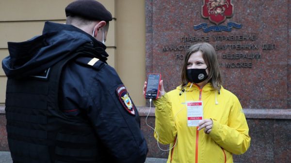 В России планируют регулировать работу журналистов на митингах. Что об этом думают Союз журналистов и правозащитники?
