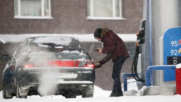 Почему опять дорожает бензин? Счетная палата предупредила о риске топливного кризиса