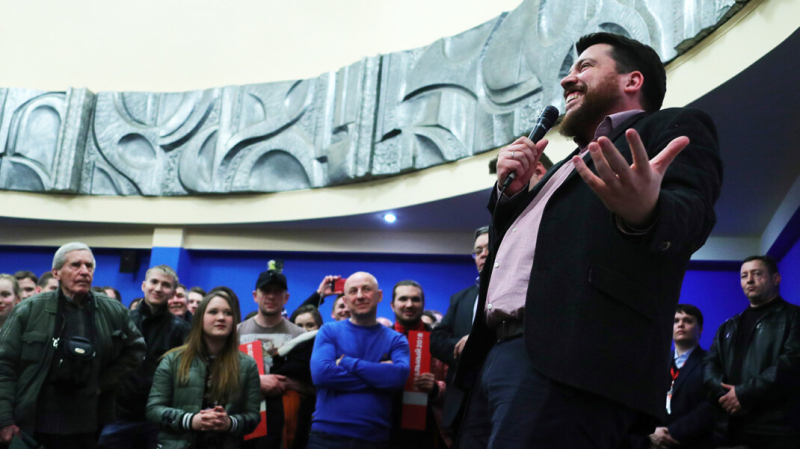 &laquo;Это прекрасно и круто&raquo;. Соратники Навального &mdash; о новых санкциях против российских силовиков и чиновников