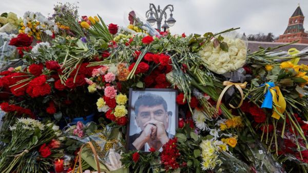 Дайджест: Всекитайское собрание обсуждает Гонконг, YouTube может разблокировать Трампа