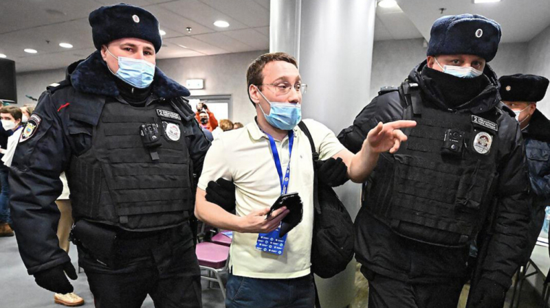 Форум «Муниципальная Россия» проведут в соцсети Clubhouse. В субботу мероприятие было сорвано полицией