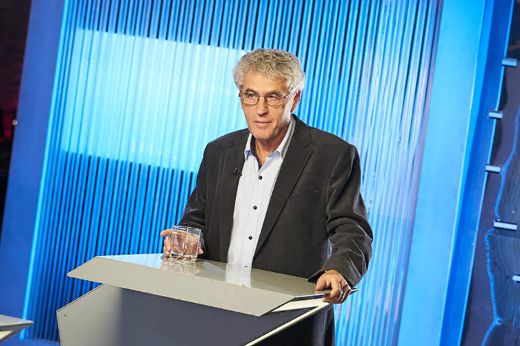 Гозман пожаловался в СК на прослушку перед эфиром на RT и потребовал допросить Красовского