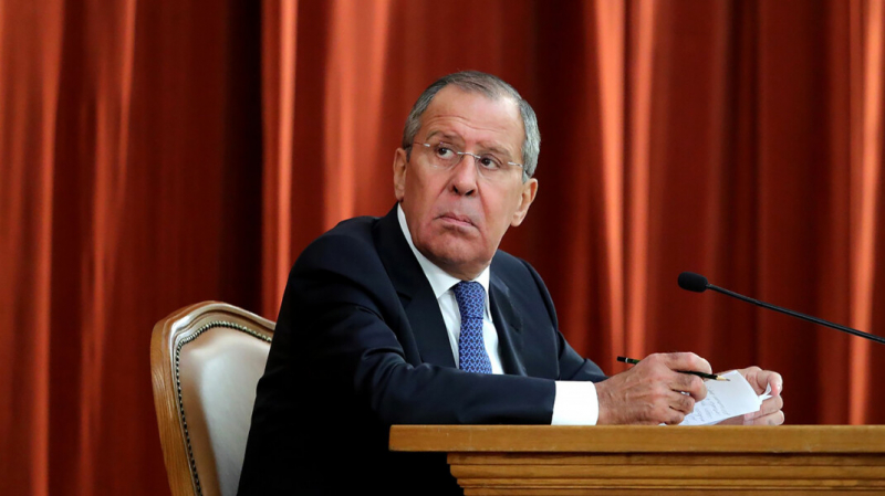 Лавров заявил о необходимости отходить от &laquo;контролируемых Западом&raquo; платёжных систем