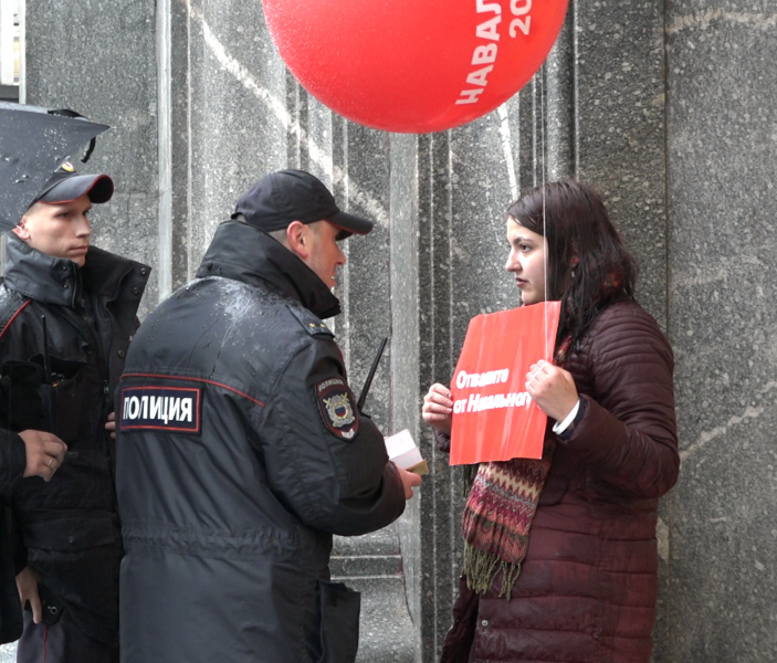 "Мне было тяжело видеть всю несправедливость". Интервью с режиссером фильма "Россия &ndash; это мы" Александрой Дальсбек