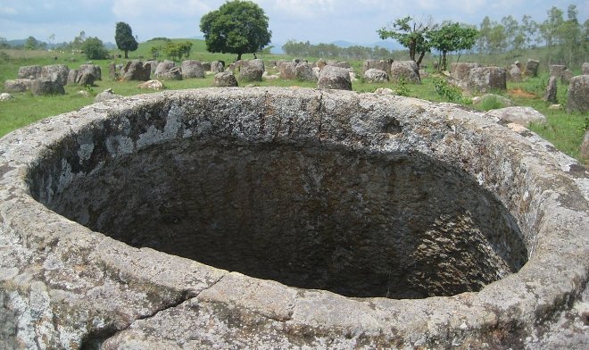 Открытие: загадочные сосуды в лаосской &laquo;Долине Кувшинов&raquo; появились задолго до Каменного века 