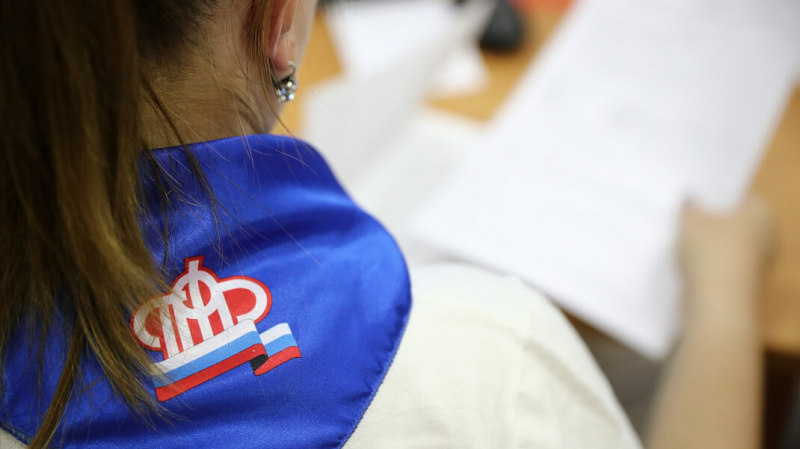 Пенсионный фонд подал в суд на 90-летнего пенсионера из-за пособия по уходу за женой