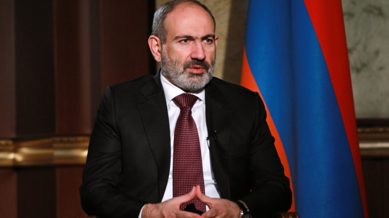 Премьер Армении пообещал уйти в отставку в апреле для проведения досрочных выборов