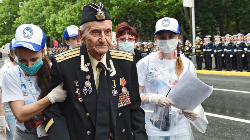 Расходы &laquo;Волонтёров Победы&raquo; выросли до 153 млн рублей. Почти четверть ушла на офисы и зарплаты сотрудников