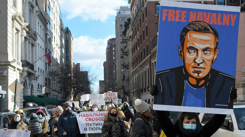 Сторонники Навального будут добиваться санкций для олигархов, судей, следователей и прокуроров