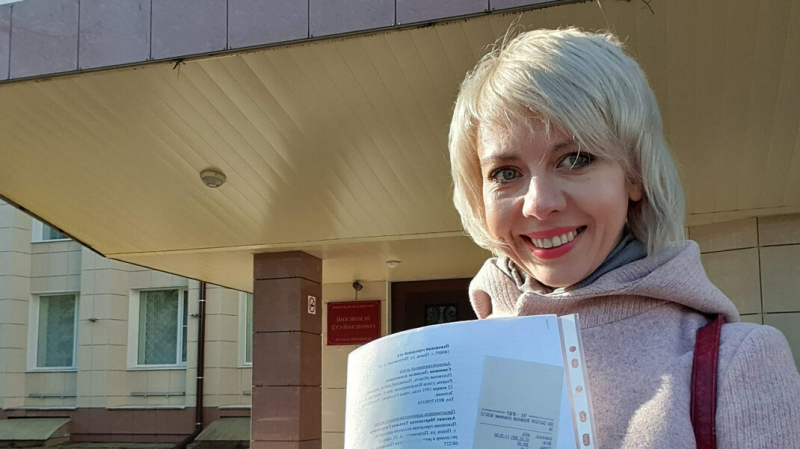 Суд впервые приостановил решение Минюста о включении журналистки в реестр иноагентов