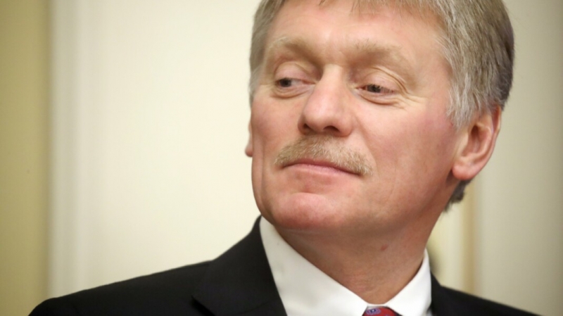 В Кремле назвали &laquo;ерундой&raquo; связь России с распространением в СМИ критики иностранных вакцин