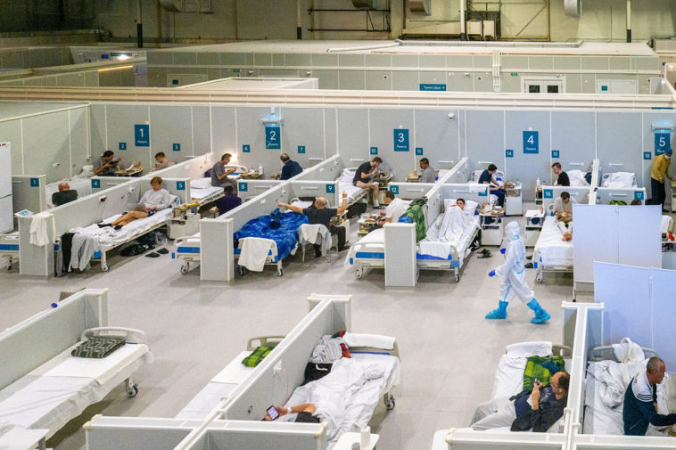 В России выявили 9 437 новых случаев заражений коронавирусом за сутки