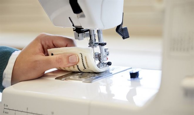 В Швеции разработали токопроводящую нить для ткани, способной генерировать энергию 