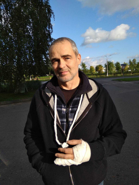 Жителя Витебска с раком приговорили к 3,5 годам колонии за "нападение" на сотрудников милиции 