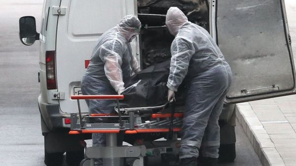 Путин считает, что Россия справилась с Covid-19 лучше ЕС и США. Это правда?