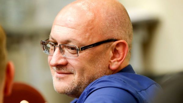 В Петербурге оппозиционного депутата Резника допросили по делу о наркотиках