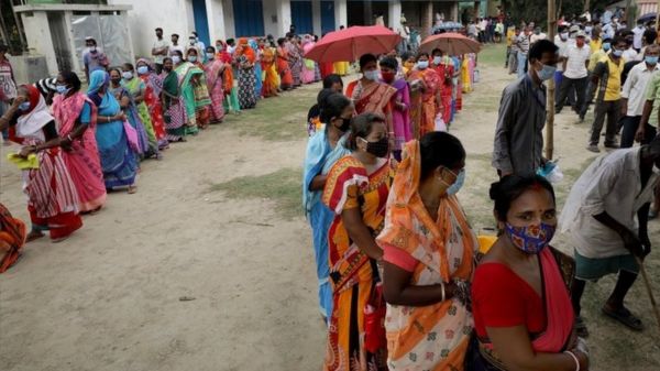 Коронавирус в мире: мир спешит помочь Индии, Турция и Пакистан вводят локдаун