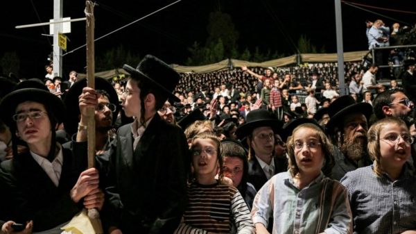 Обрушение трибун на празднике в Израиле: десятки погибших