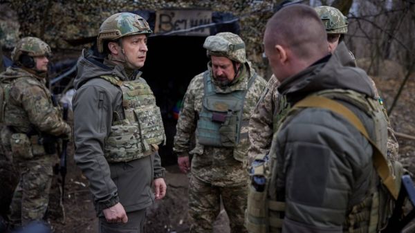 Дайджест: чего добивается Путин в Донбассе и как должен ответить ему Запад