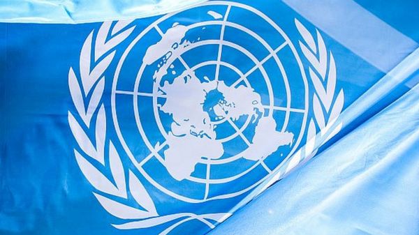 Дайджест: предпасхальное усиление локдаунов в Европе и Трамп, лишенный голоса в "Фейсбуке"