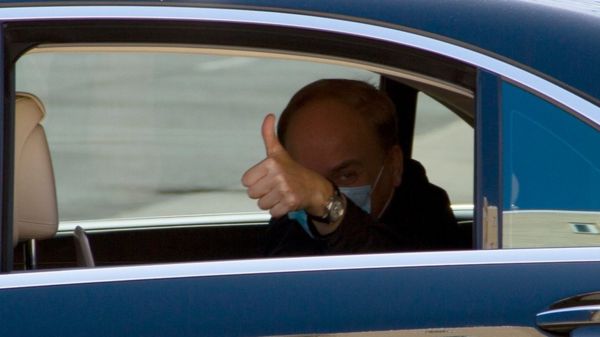 Дайджест: российские войска у границ Украины и Навальный в медчасти ИК-2