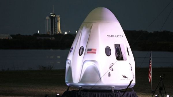 Взлет "Драгона": корабль SpaceX стартовал с мыса Канаверал