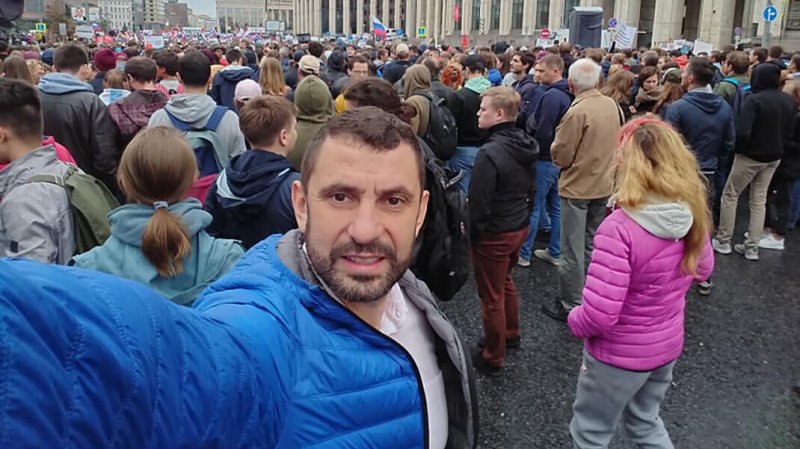 Битва демократов Москвы. Победитель праймериз &laquo;Яблока&raquo; Якуб Якубович выдвинется в Госдуму от &laquo;Партии Роста&raquo;