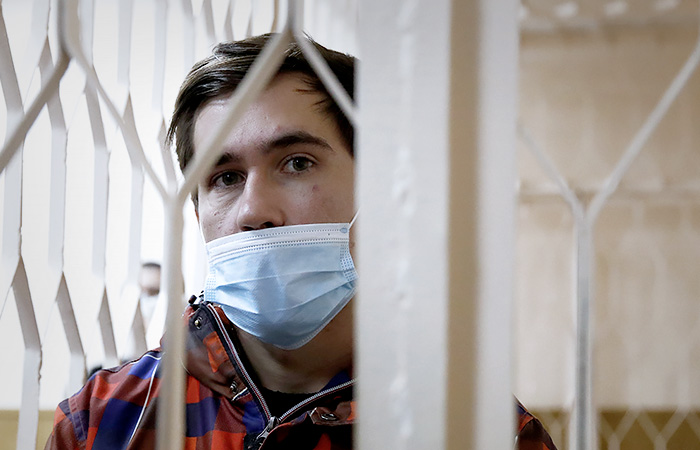 Блогер Reeflay получил 6 лет колонии за смерть подруги в прямом эфире