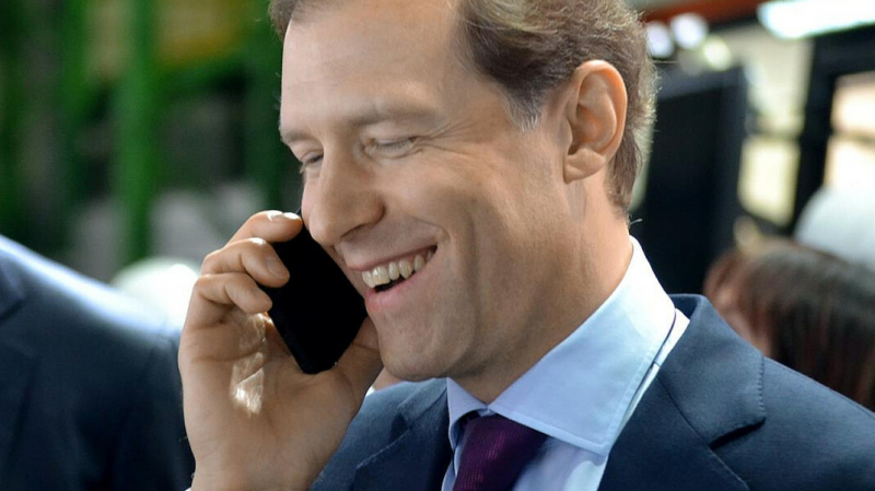 Денис Мантуров вновь стал самым богатым членом правительства. Он заработал более 740 млн рублей