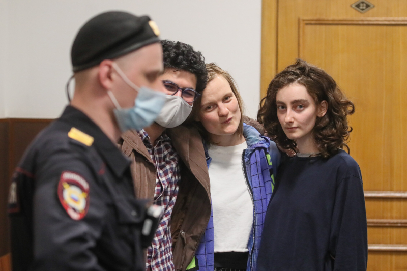 "Элита, состоящая из геронтократов, боится молодых". Социолог и философ Григорий Юдин &ndash; о том, почему преследуют редакцию DOXA