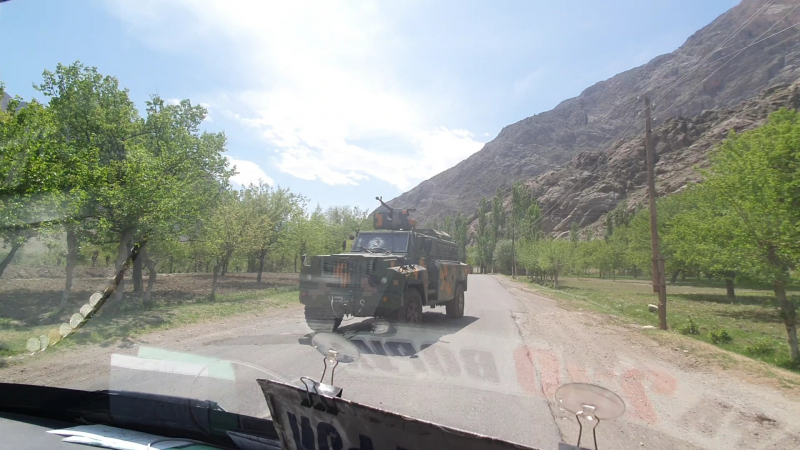 "Есть риск возврата в горячую фазу". Почему возник конфликт на границе Кыргызстана и Таджикистана