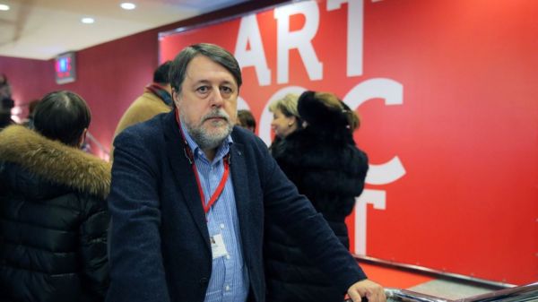 Опечатанные залы. Власти в Санкт-Петербурге сорвали кинофестиваль "Артдокфест"