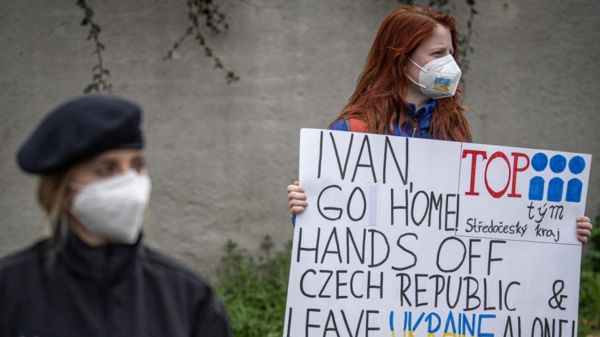 Дайджест: первое обращение Байдена к конгрессу и предупреждение Путину от МИ-6