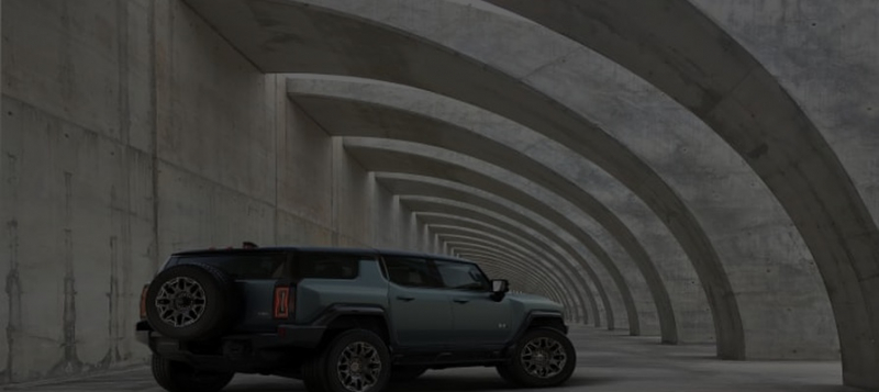 General Motors представил электрический внедорожник Hummer за 8,5 млн рублей 
