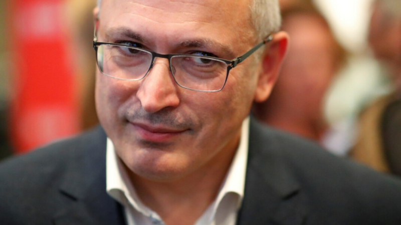 Ходорковский начал сбор компромата на фигурантов &laquo;списка Навального&raquo;. Среди них &mdash; Сечин и Мишустин