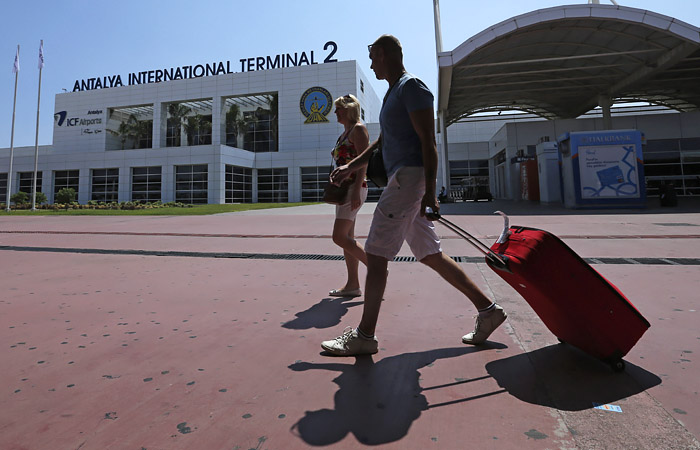 Источник сообщил о возможном ограничении на месяц авиасообщения с Турцией