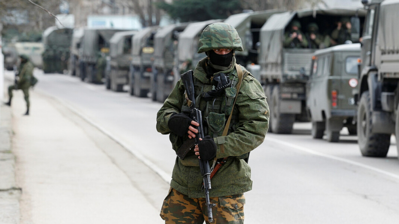 Киев заявил, что Россия разместила у границы с Украиной 80 000 военных