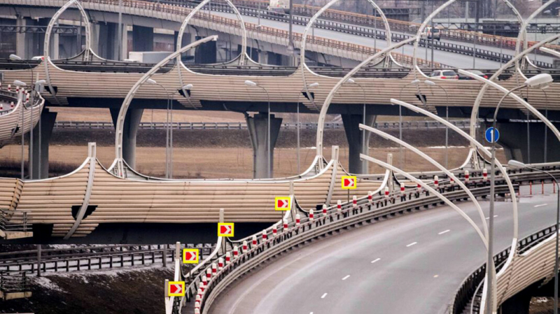 &laquo;Не хуже, чем в Финляндии&raquo;. Чиновник в Петербурге объяснил быстрый износ дороги её &laquo;загруженностью&raquo;