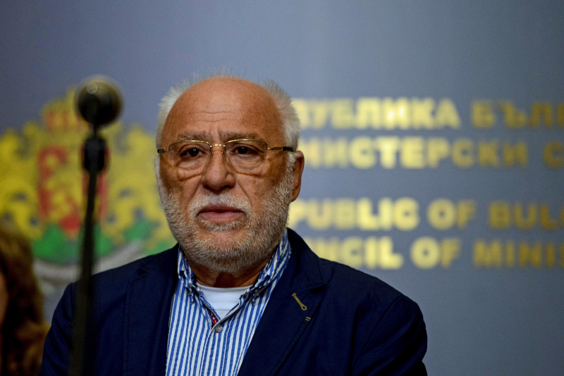 "Они не хотят до конца ссориться с Россией". Сможет ли Болгария доказать причастность ГРУ к взрывам на складах с оружием