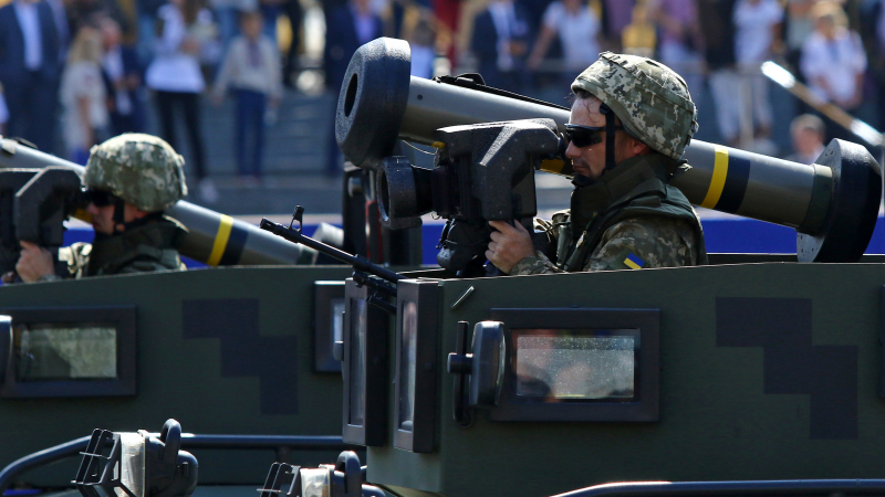 Опасаются ли в Украине российского вторжения и поможет ли Запад? Рассказывают эксперты