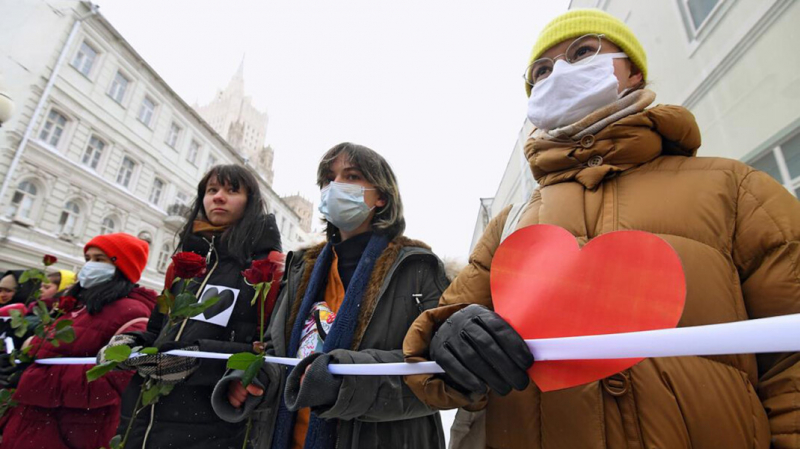 Рейтинг доверия Навальному среди молодежи за год вырос вдвое. Он стал вторым после Путина